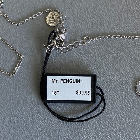 Mr Penguin Snowflake Crystal Fifth Avenue Necklace NWT - Picture 4 of 7